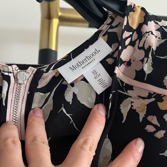 NWT Maternity bundle (3)🐣 - Picture 5 of 7